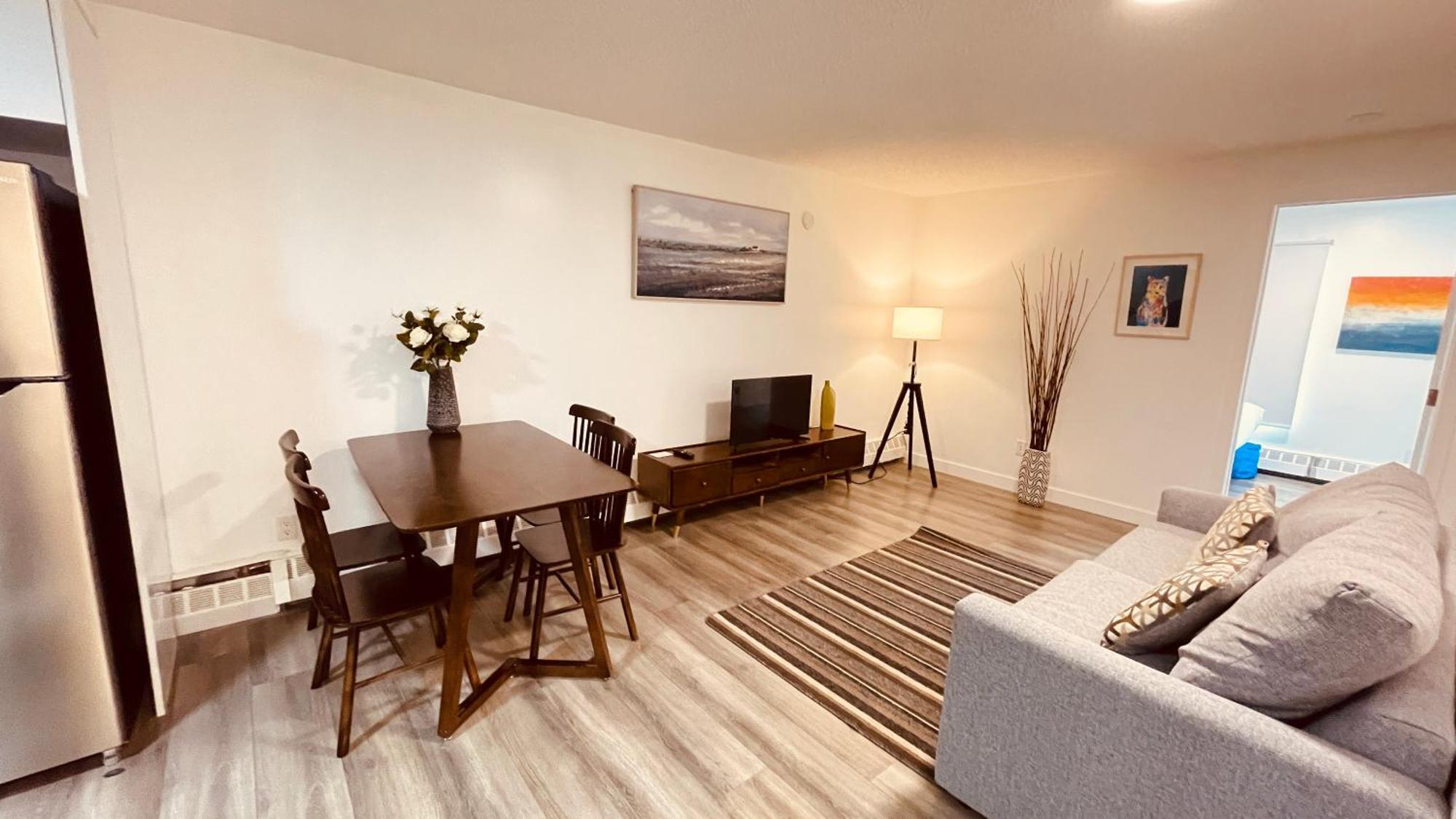 #202 Cozy Mountain View 2 Bedrooms In Dt Canmore Eksteriør bilde